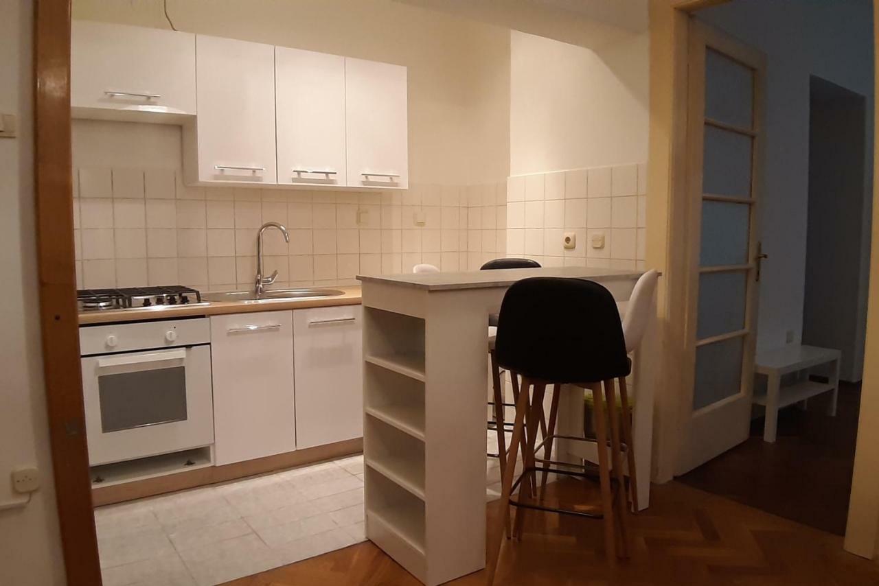 Ferienwohnung Apartman Pozeg Zagreb Exterior foto